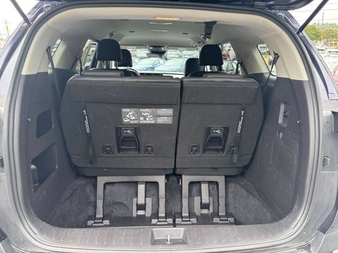 Used 2026 Kia Carnival FWD image 29