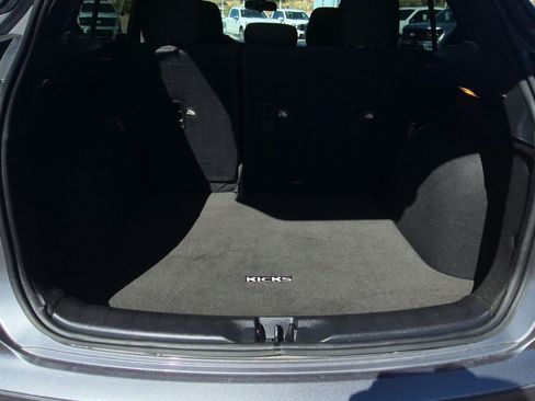 Used 2023 Nissan Kicks SV FWD image 28