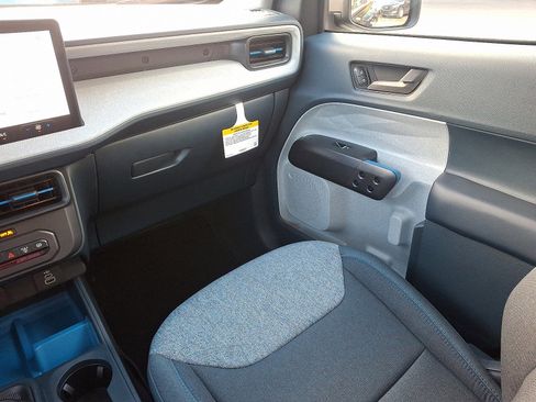 New 2025 Ford Maverick XLT image 11