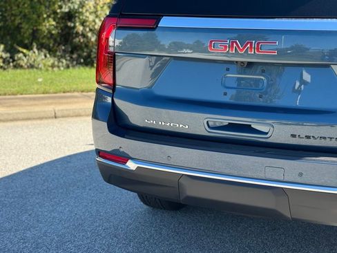 New 2026 GMC Yukon Elevation image 14