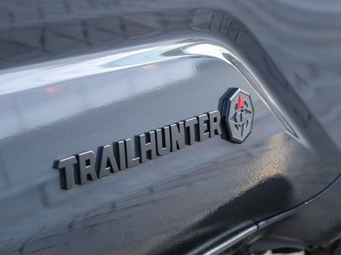 Used 2024 Toyota Tacoma Trailhunter image 8