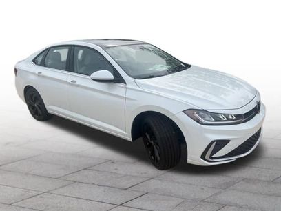 Used 2025 Volkswagen Jetta SE