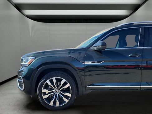 Used 2022 Volkswagen Atlas SEL Premium image 10