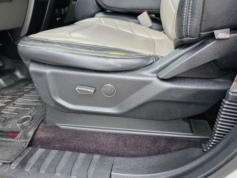 Used 2017 Ford F150 XLT image 22