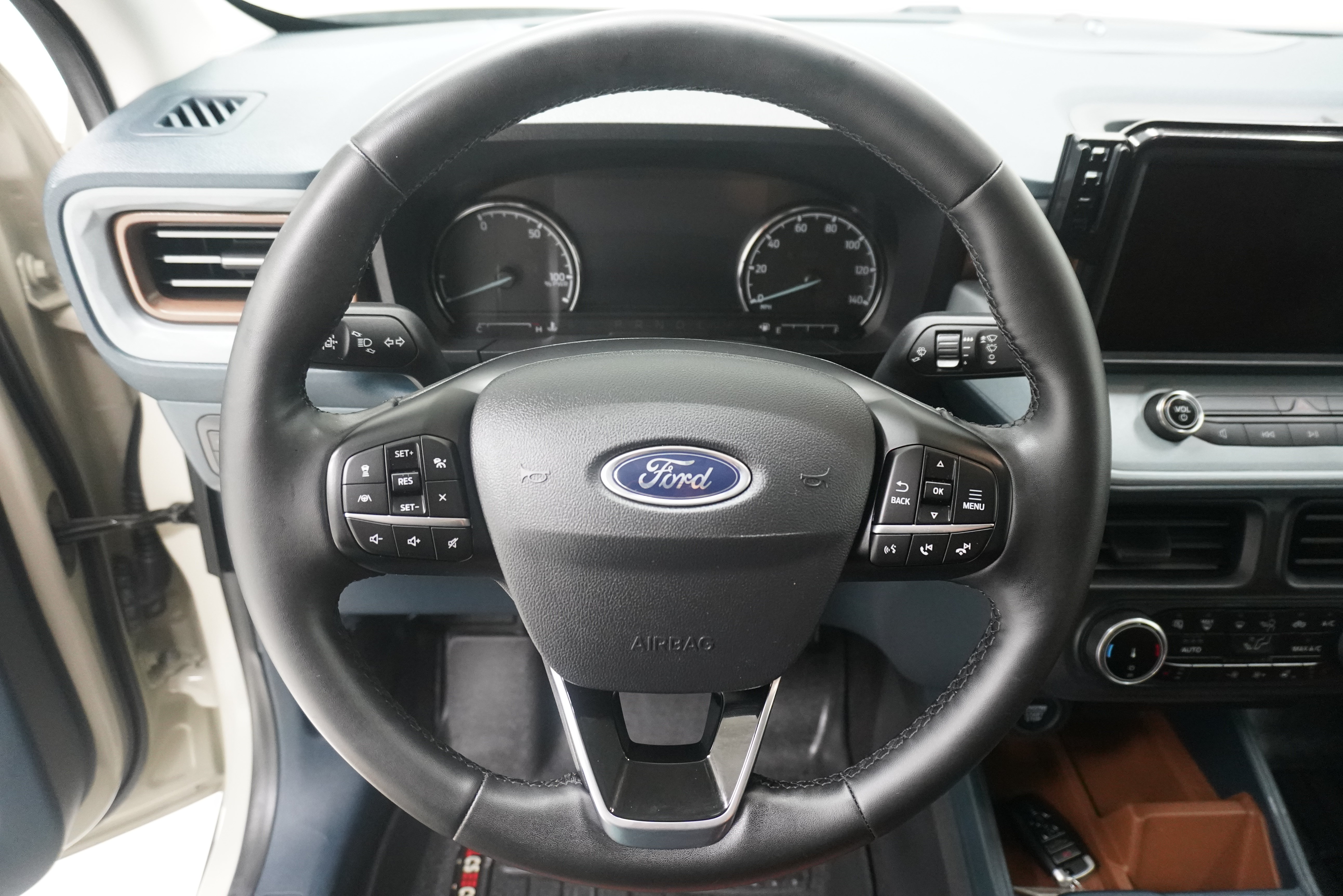 Used 2024 Ford Maverick Lariat FWD image 17
