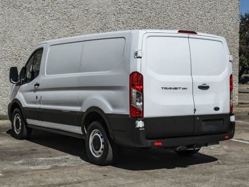 Used 2021 Ford Transit 250 Low Roof image 12