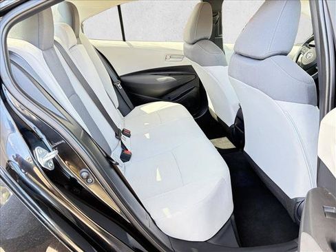 Used 2022 Toyota Corolla LE w/ LE Convenience Package FWD image 14