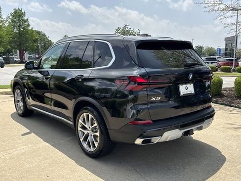 Certified 2024 BMW X5 xDrive40i w/ Premium Package AWD/4WD image 3
