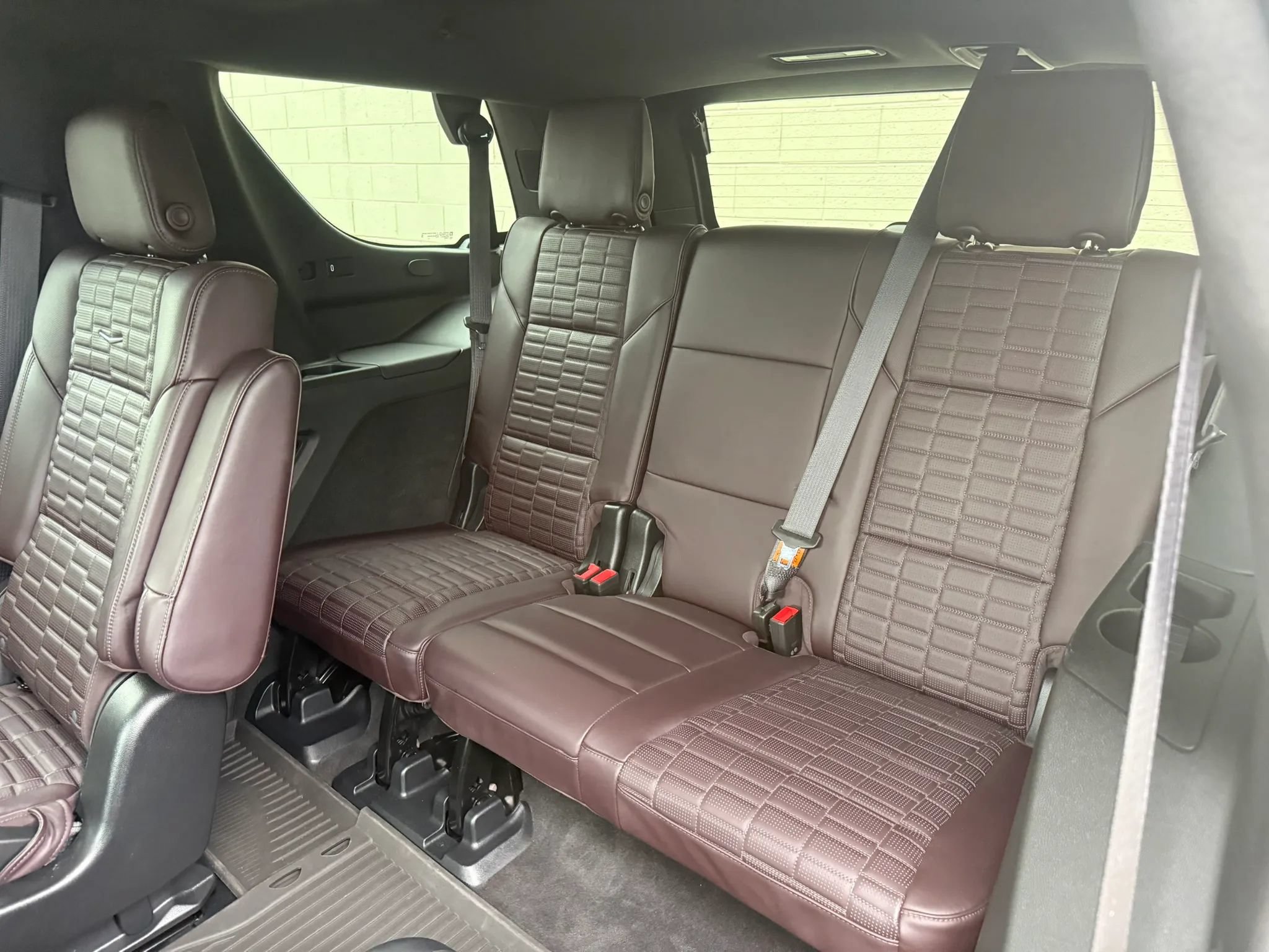 Used 2023 Cadillac Escalade V AWD/4WD image 32