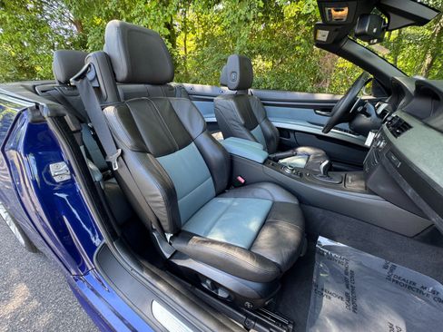 Used 2012 BMW M3 Convertible RWD image 56