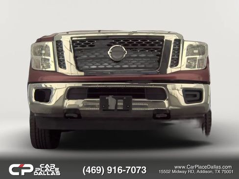 Used 2017 Nissan Titan SV RWD image 5