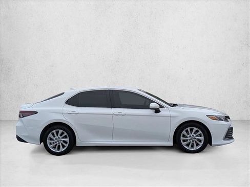 Used 2023 Toyota Camry LE FWD image 4