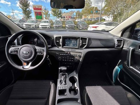 Used 2018 Kia Sportage LX w/ LX Popular Package AWD/4WD image 16