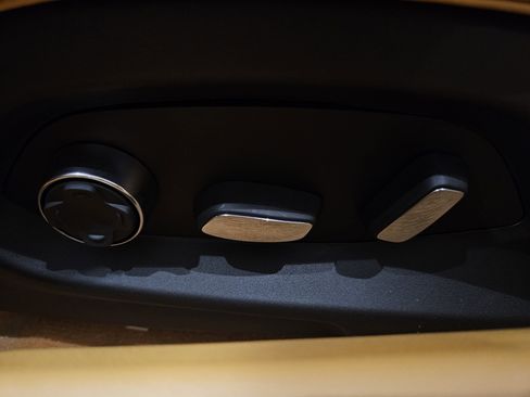 New 2026 Chevrolet Corvette 3LT w/ Z51 Performance Package image 10