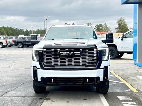 New 2026 GMC Sierra 2500 Denali Ultimate image 7