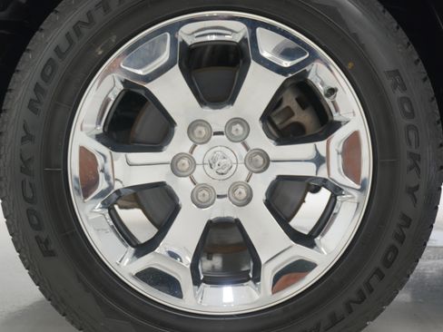 Used 2019 RAM 1500 Big Horn RWD image 26