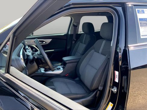 Used 2024 Chevrolet Blazer LT w/ Convenience Package FWD image 8