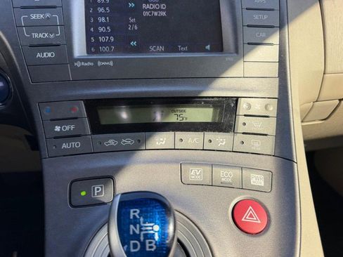 Used 2013 Toyota Prius Three FWD image 14