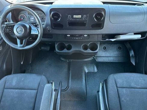 Used 2019 Mercedes-Benz Sprinter 144 image 13