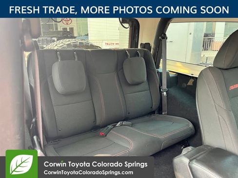 Used 2020 Jeep Wrangler Rubicon AWD/4WD image 15