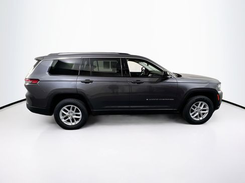 Used 2023 Jeep Grand Cherokee L Laredo w/ Luxury Tech Group I AWD/4WD image 4