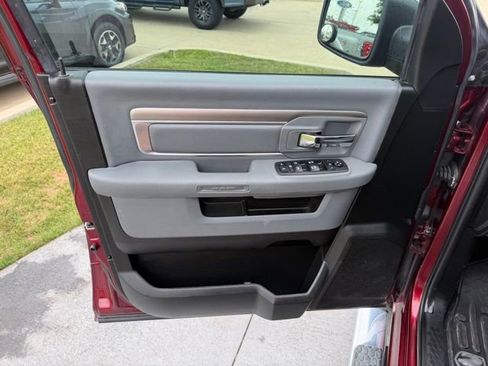 Used 2019 RAM 1500 Lone Star RWD image 8