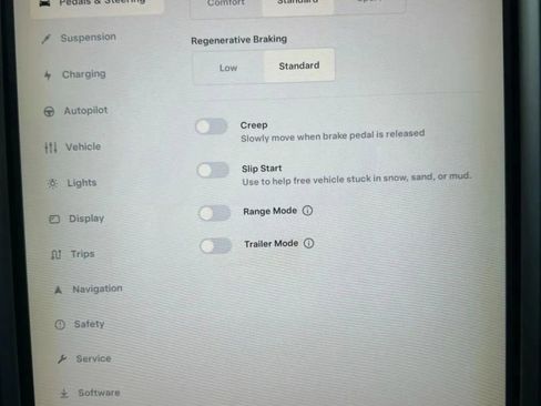 Used 2018 Tesla Model X 75D image 29