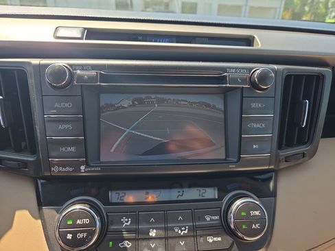 Used 2015 Toyota RAV4 XLE image 23