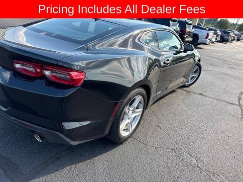 Used 2021 Chevrolet Camaro LT RWD image 4
