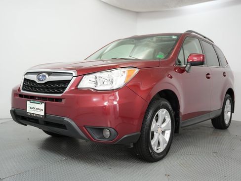 Used 2016 Subaru Forester 2.5i Limited image 3