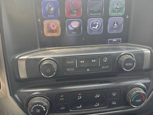 Used 2018 Chevrolet Silverado 1500 LT AWD/4WD image 7