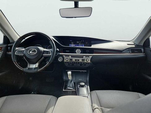 Used 2016 Lexus ES 350 w/ Premium Package w/Wood Trim image 11