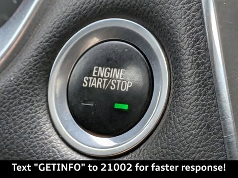 Used 2018 Chevrolet Traverse LT image 36