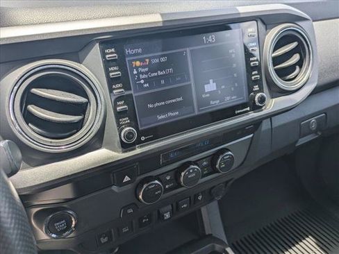 Used 2022 Toyota Tacoma TRD Sport w/ Technology Package RWD image 13