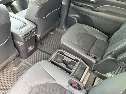 New 2026 Toyota Grand Highlander AWD Hybrid image 13