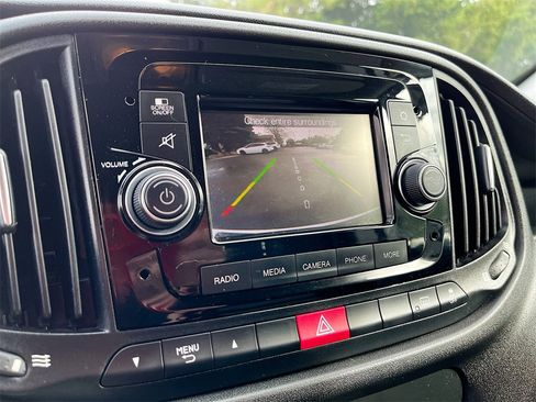 Used 2022 RAM ProMaster City Wagon image 12