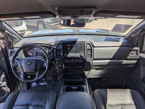 Used 2021 Nissan Titan PRO-4X w/ Pro-4x Convenience Package AWD/4WD image 22