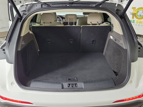 Used 2022 Lincoln Corsair AWD w/ Premium Package image 25