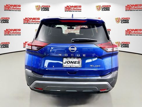 Certified 2023 Nissan Rogue SL w/ SL Premium Package image 18