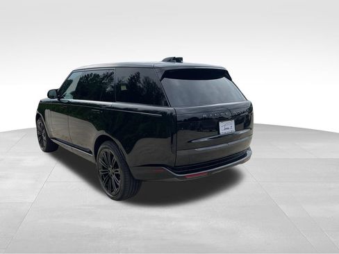 New 2026 Land Rover Range Rover Long Wheelbase SE AWD/4WD image 3