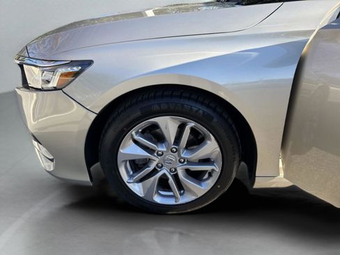 Used 2018 Honda Accord LX image 25