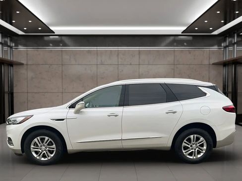 Used 2019 Buick Enclave Essence AWD/4WD image 3