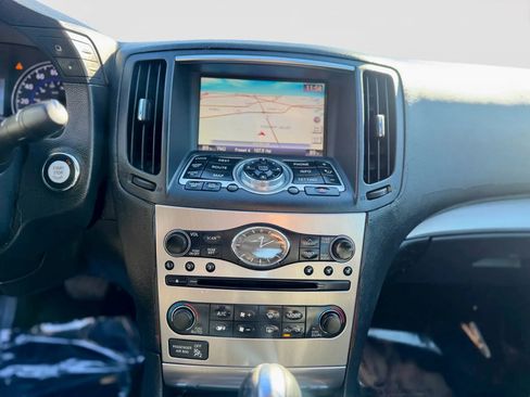 Used 2011 INFINITI G37 x Sedan w/ Premium Pkg image 19