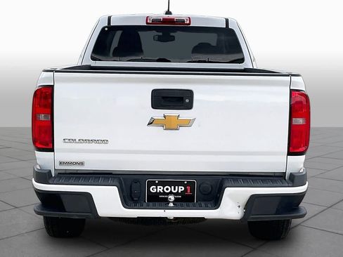 Used 2015 Chevrolet Colorado Z71 AWD/4WD image 5