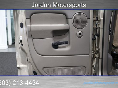 Used 2004 Dodge Ram 2500 Truck SLT w/ Trailer Tow Group image 70