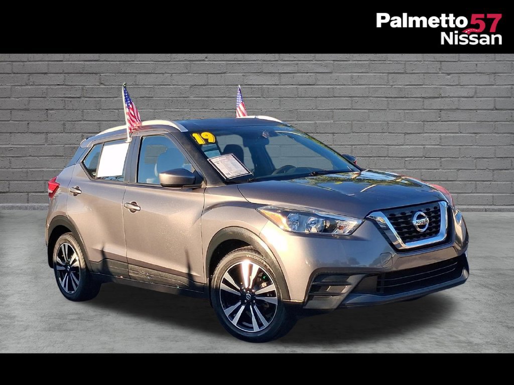 Certified 2019 Nissan Kicks SV FWD 360° Tour