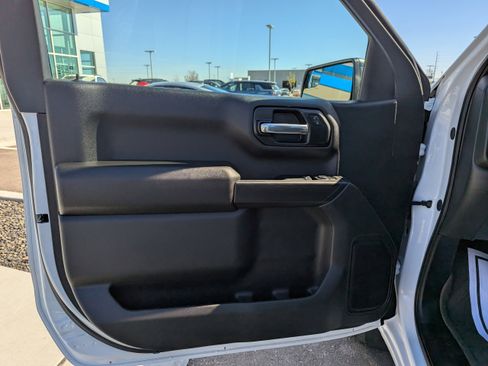 Certified 2025 Chevrolet Silverado 1500 W/T w/ Trailering Package image 10