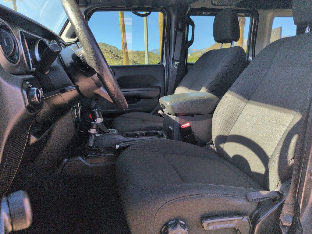 Used 2021 Jeep Wrangler Unlimited Sport AWD/4WD image 12