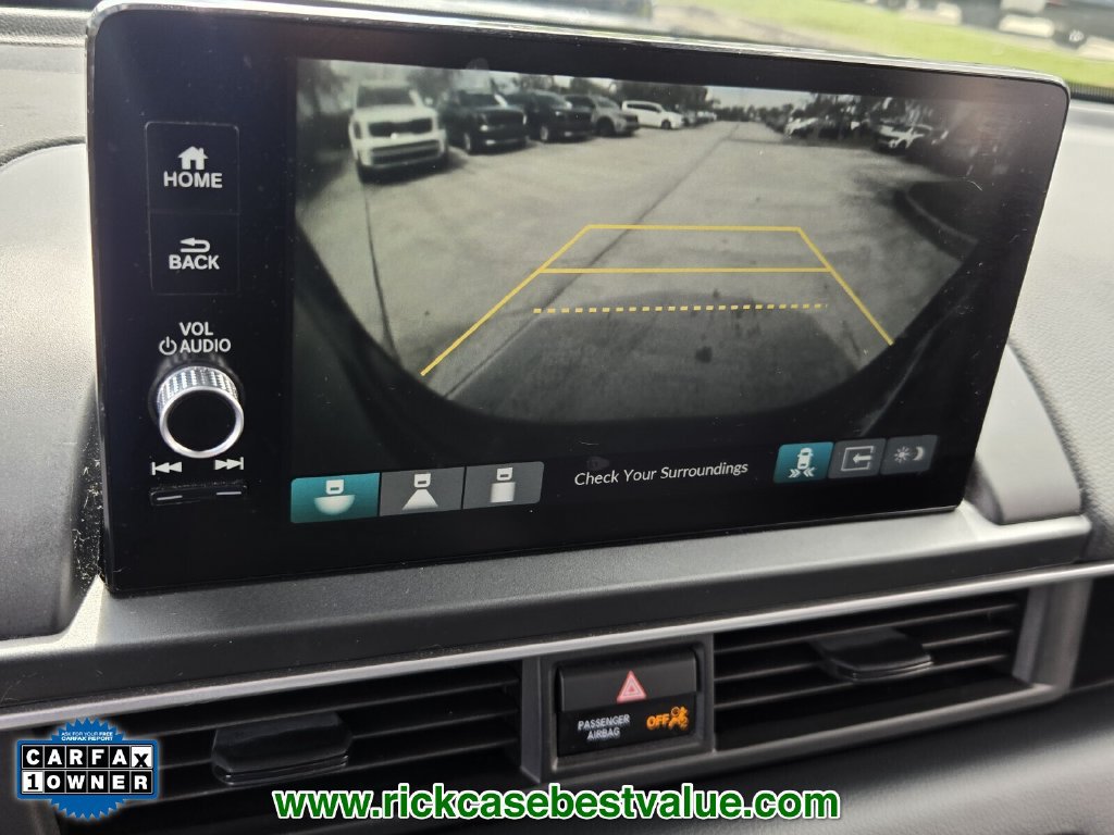 Used 2024 Honda Pilot Touring image 22