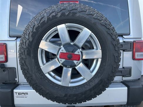 Used 2015 Jeep Wrangler Unlimited Sahara w/ Dual Top Group image 32